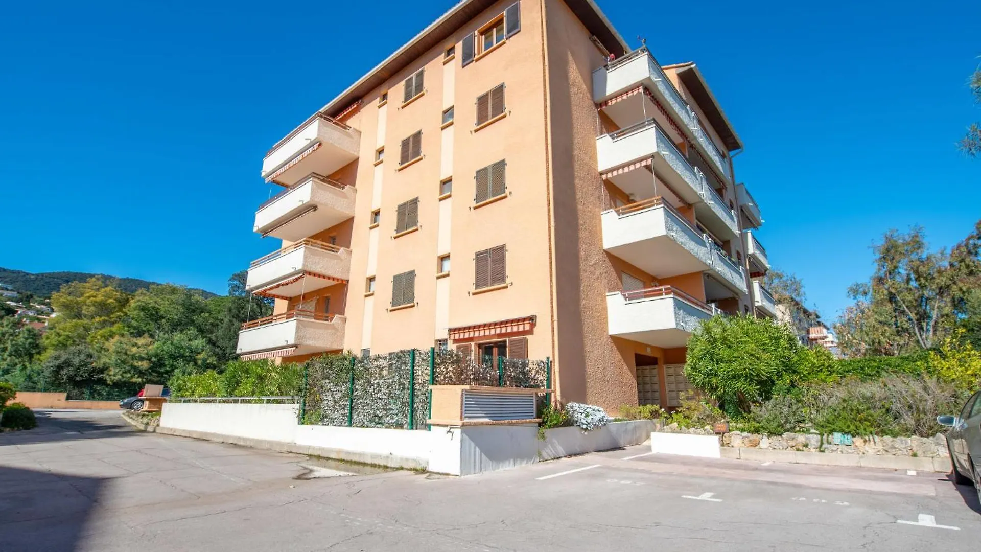 Apartment Semaphore-5 By Interhome Cavalaire-sur-Mer